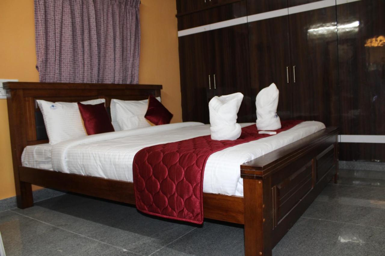 Servostay Tirupati New Luxurious Fully Furnished Flats Kültér fotó