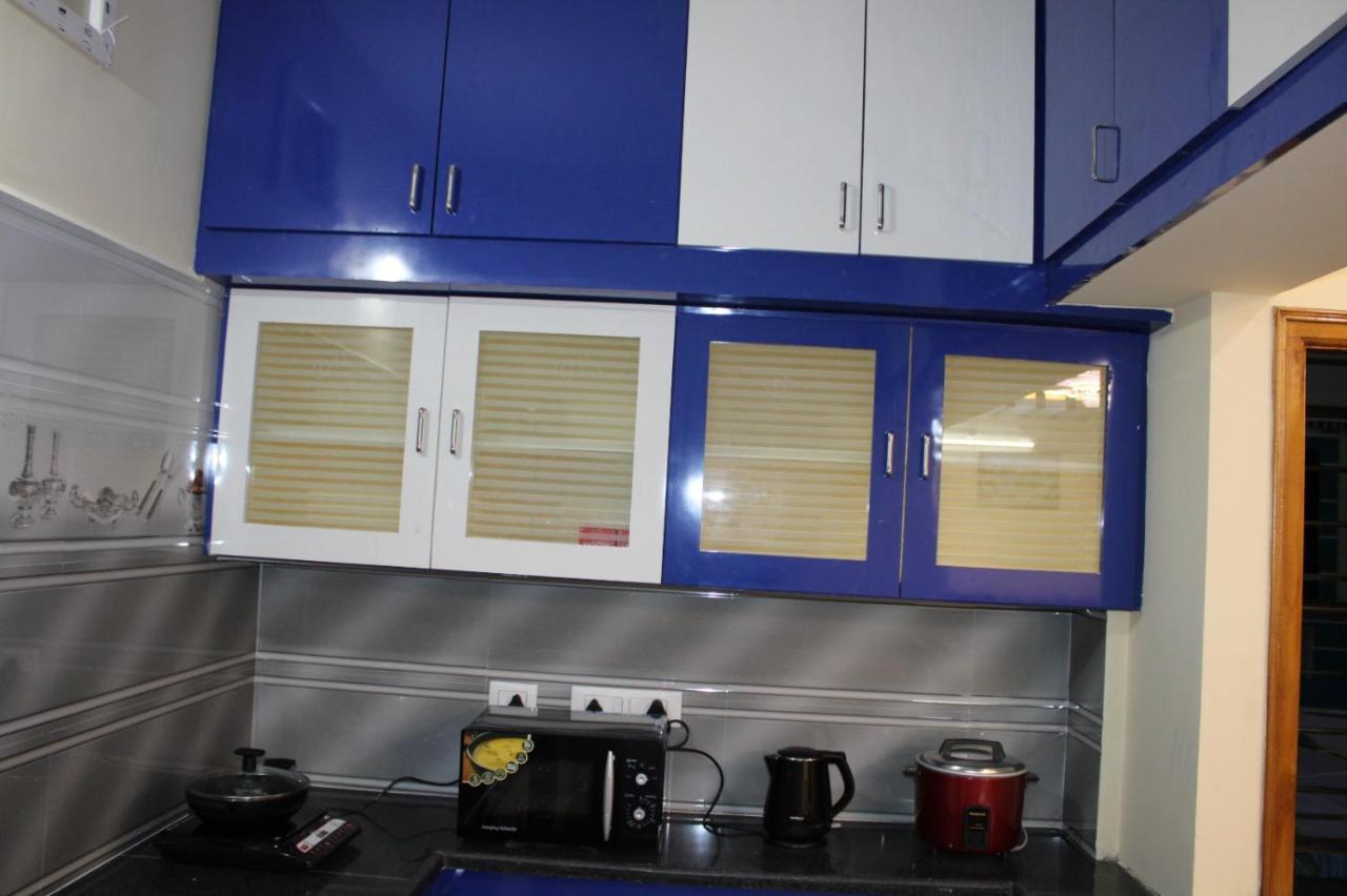 Servostay Tirupati New Luxurious Fully Furnished Flats Kültér fotó